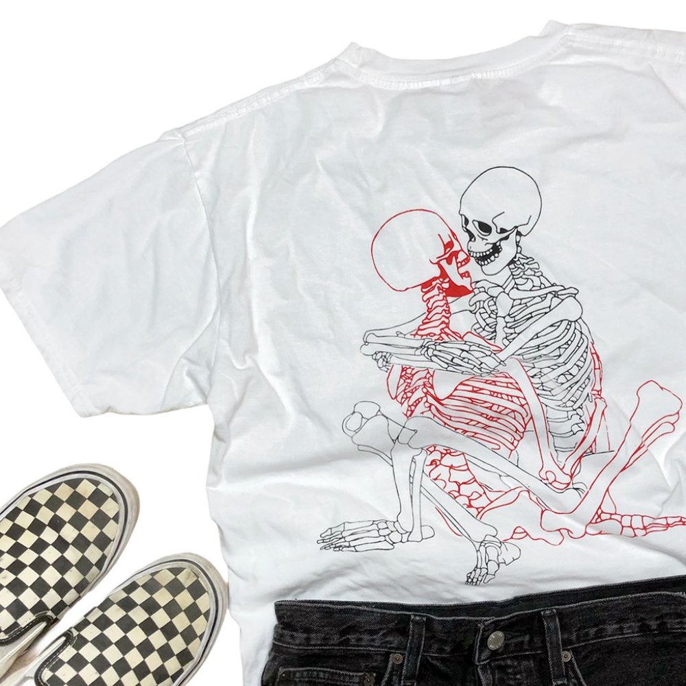 skeleton tee💀